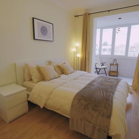 Lisbon Charming 94D, Next To Metro Apartman Kültér fotó