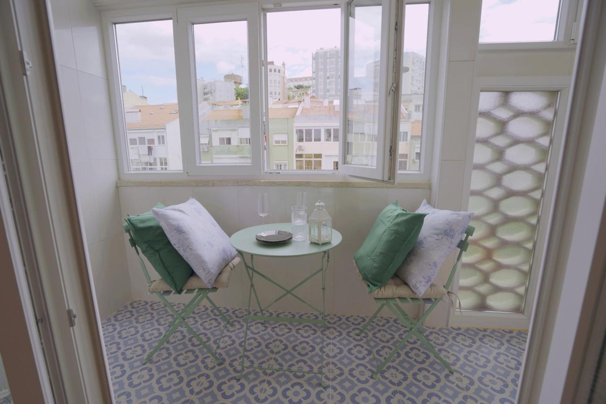 Lisbon Charming 94D, Next To Metro Apartman Kültér fotó